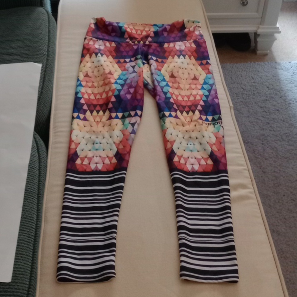 Like new Namaste fit abstract print colorful fun leggings size large